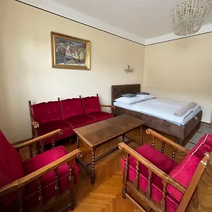 Apartment Fejedelem Vendeghaz 